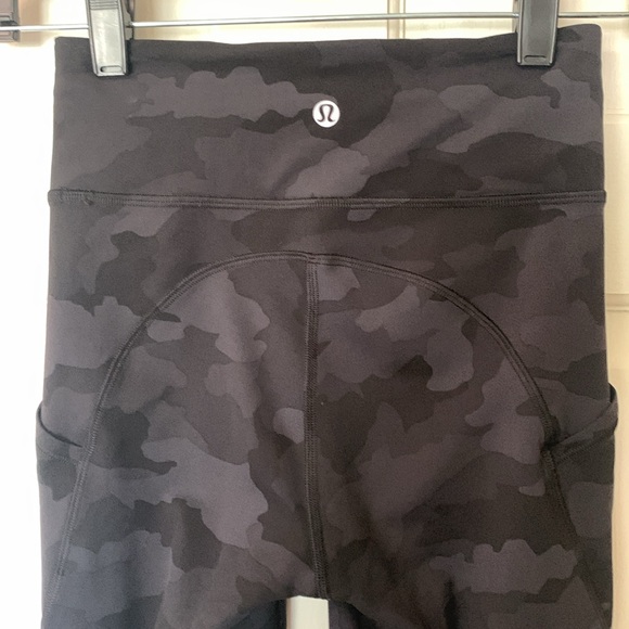 Lululemon Fast and Free HR 25” Tight - Picture 3 of 9